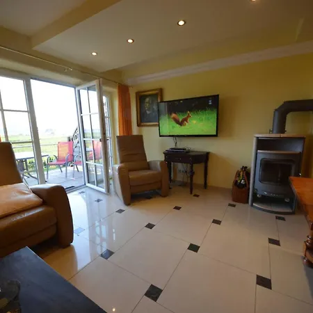 Reetdach-ferienwohnungen 8 Kroening 別荘