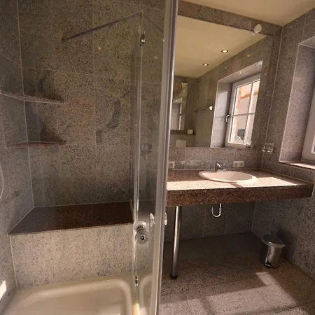 Reetdach-ferienwohnungen 8 Kroening *