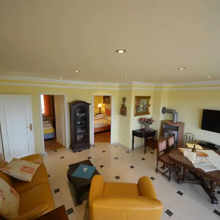 Reetdach-ferienwohnungen 8 Kroening 別荘