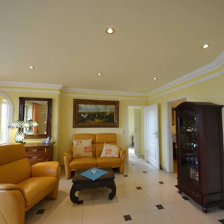 Reetdach-ferienwohnungen 8 Kroening Groß Zicker