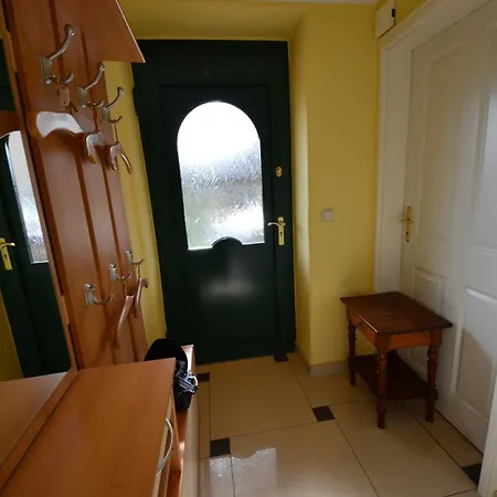 Reetdach-ferienwohnungen 8 Kroening 別荘 Groß Zicker