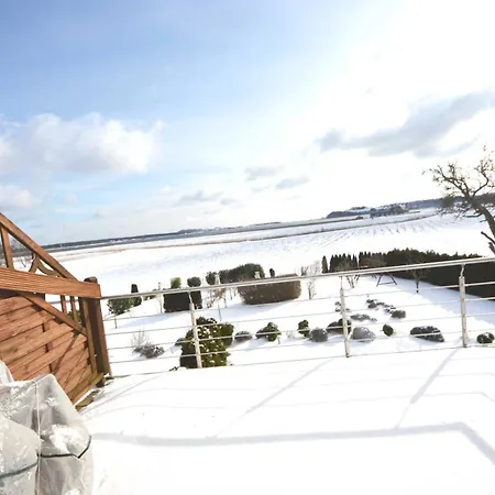 Reetdach-ferienwohnungen 8 Kroening * Groß Zicker