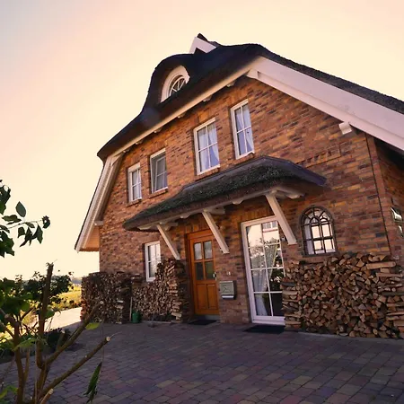 別荘 Reetdach-ferienwohnungen 8 Kroening Groß Zicker