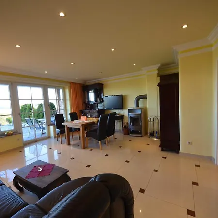 Reetdach-ferienwohnungen 8 Kroening *