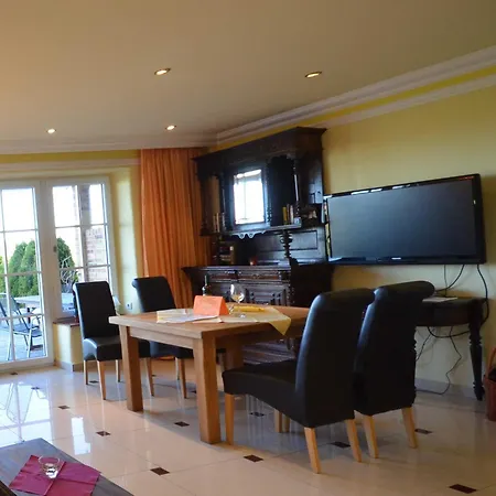 Reetdach-ferienwohnungen 8 Kroening 別荘 Groß Zicker