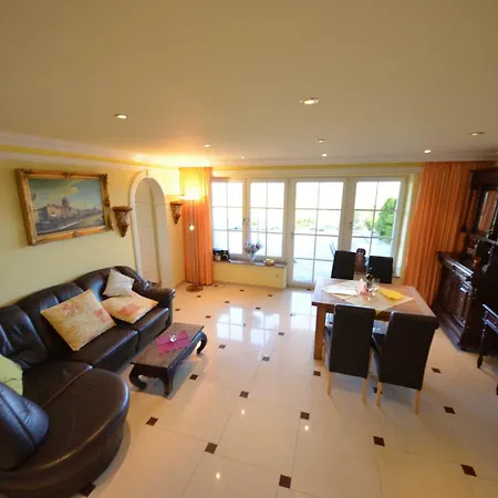 別荘 Reetdach-ferienwohnungen 8 Kroening